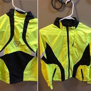 Woman’s size small Brooks jacket